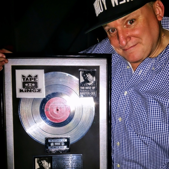 Meet your Posher, Lawrence - Picture 5 of 12